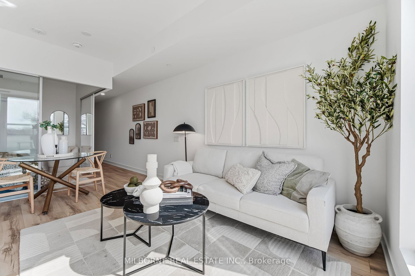 1660-bloor-street-w-toronto-ontario-w13036054