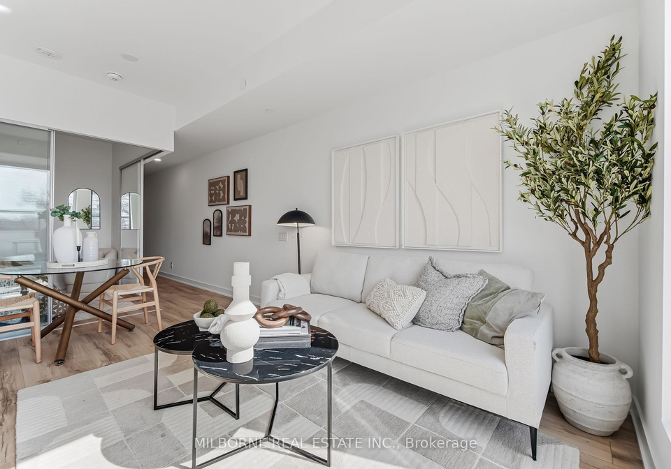 1660-bloor-street-w-toronto-ontario-w13036054