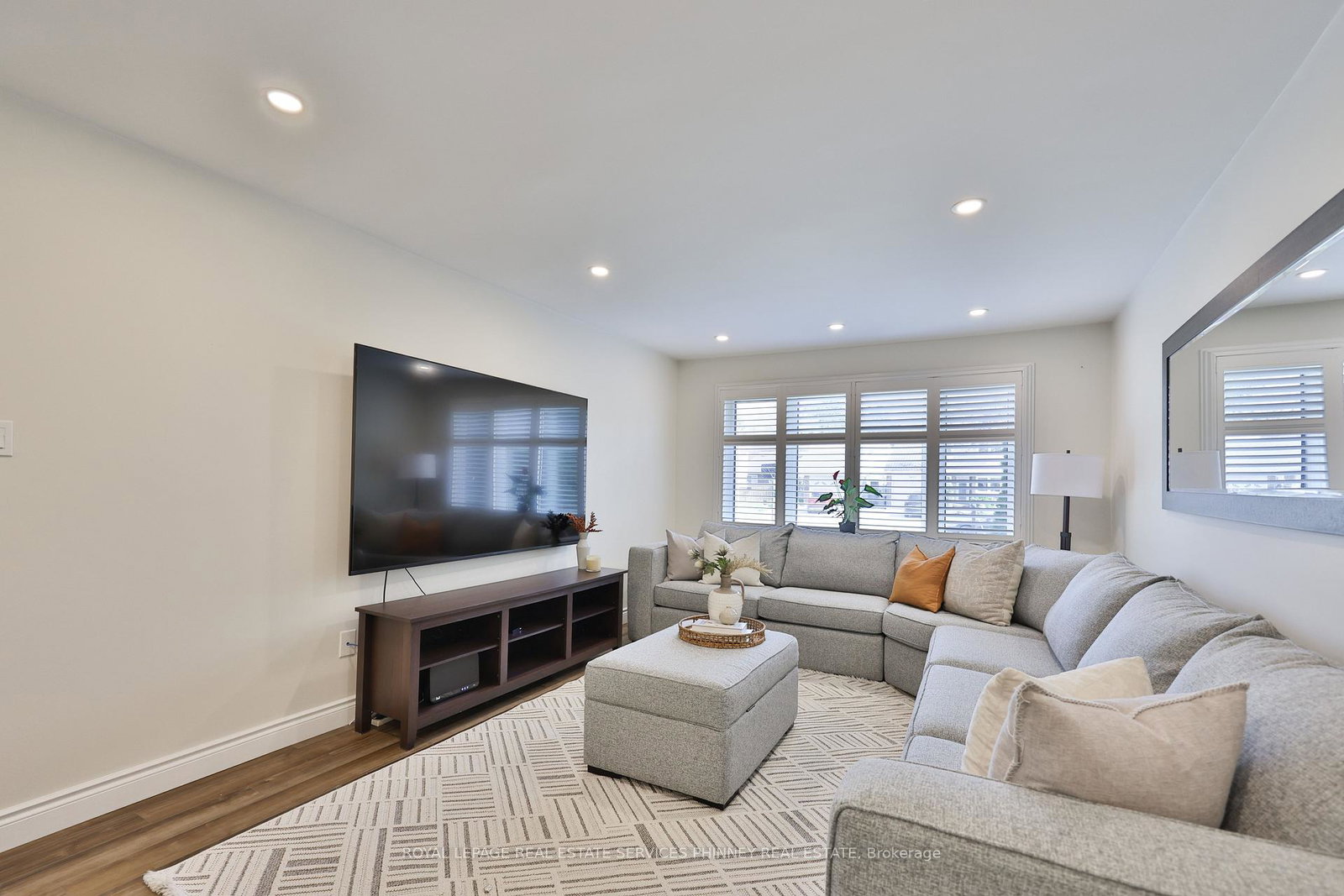 2531-mainroyal-street-mississauga-ontario-w13036172
