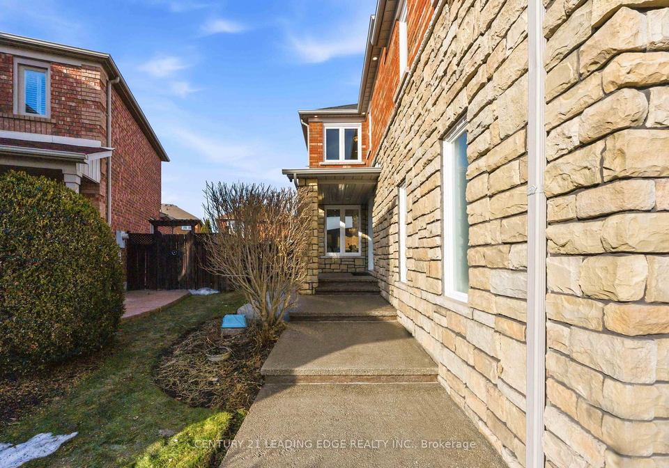 3295-coralbean-place-mississauga-ontario-w13036264