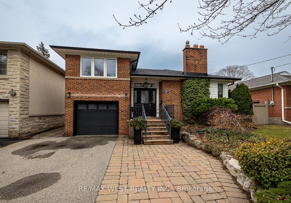 17-saybrook-avenue-etobicoke-ontario-w13036282