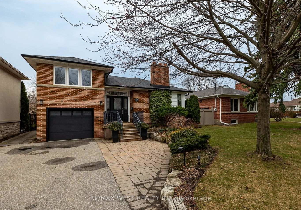 17-saybrook-avenue-etobicoke-ontario-w13036282