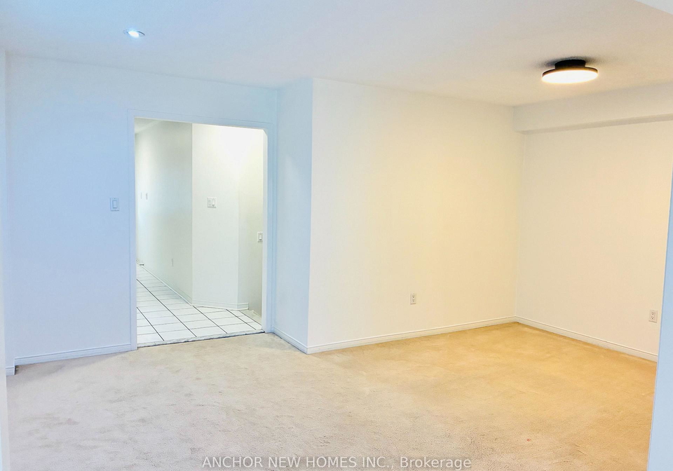 3857-partition-road-mississauga-ontario-w13036304