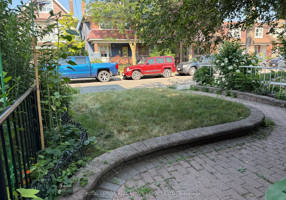 37-gillespie-avenue-toronto-ontario-w13036658