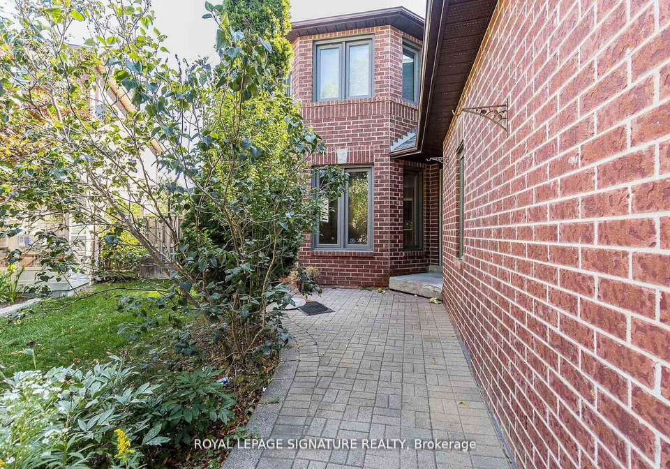 37-richwood-crescent-brampton-ontario-w13036882