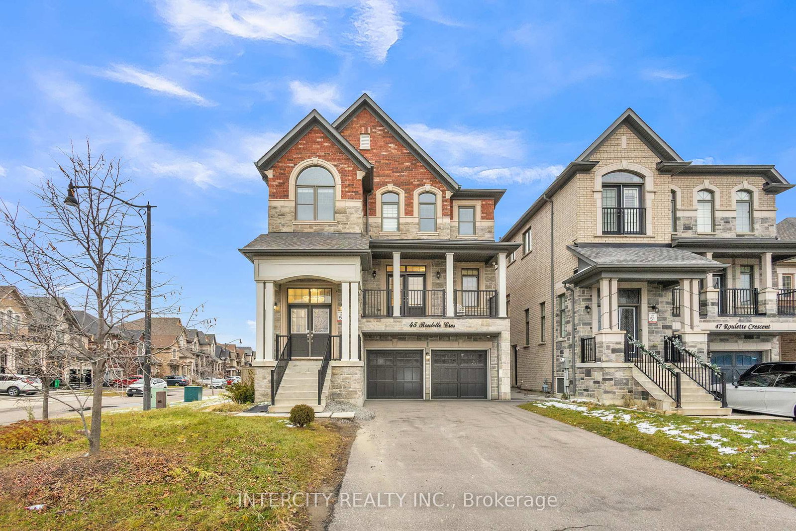 45-roulette-crescent-brampton-ontario-w13037380