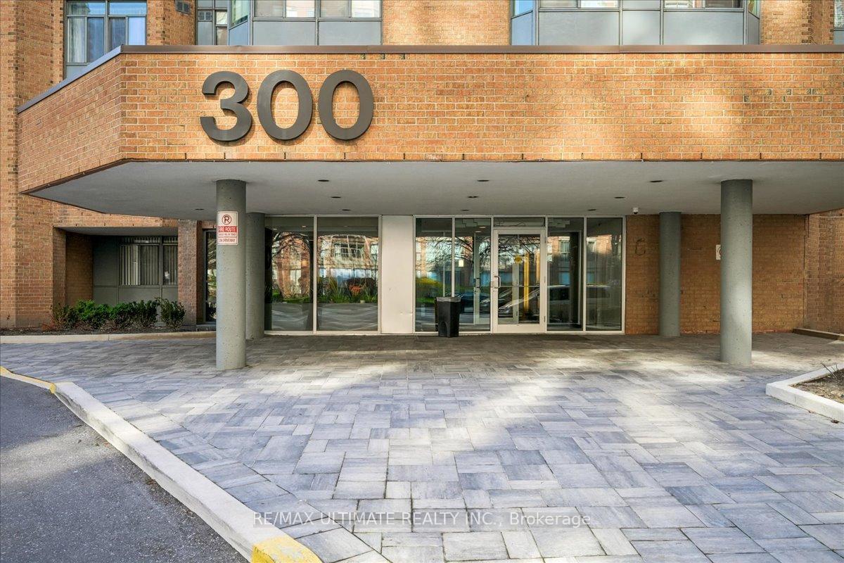 300-webb-drive-mississauga-ontario-w13037440