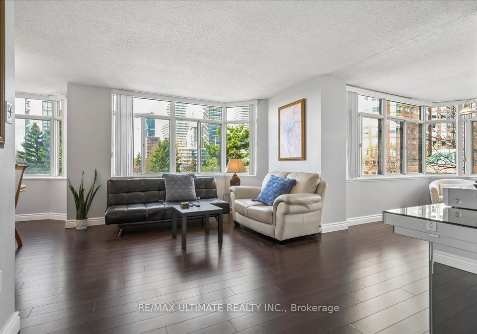 300-webb-drive-mississauga-ontario-w13037440
