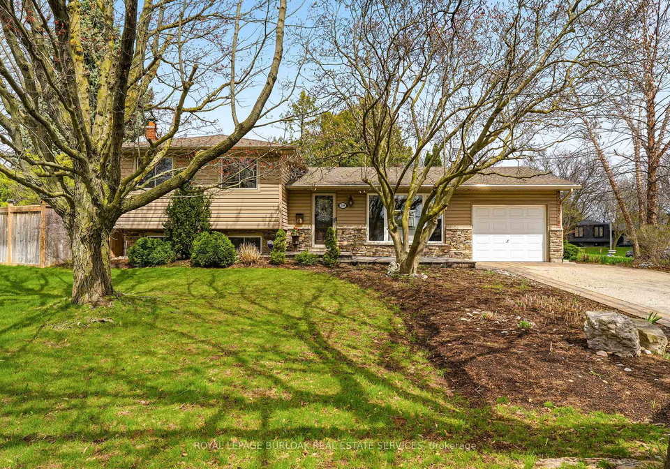559-rexway-court-burlington-ontario-w13037656