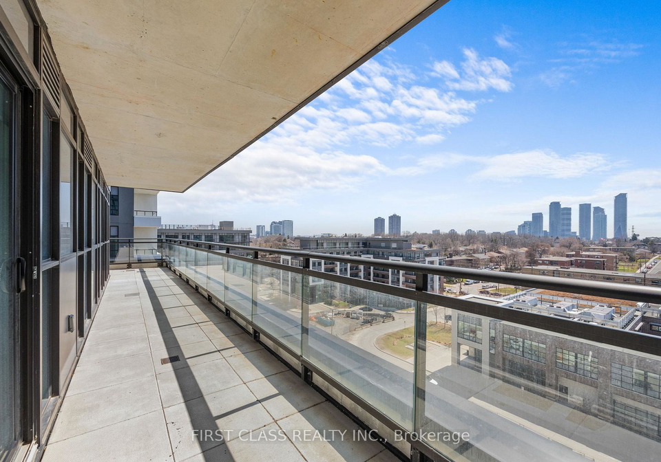 25-neighbourhood-lane-etobicoke-ontario-w13037908