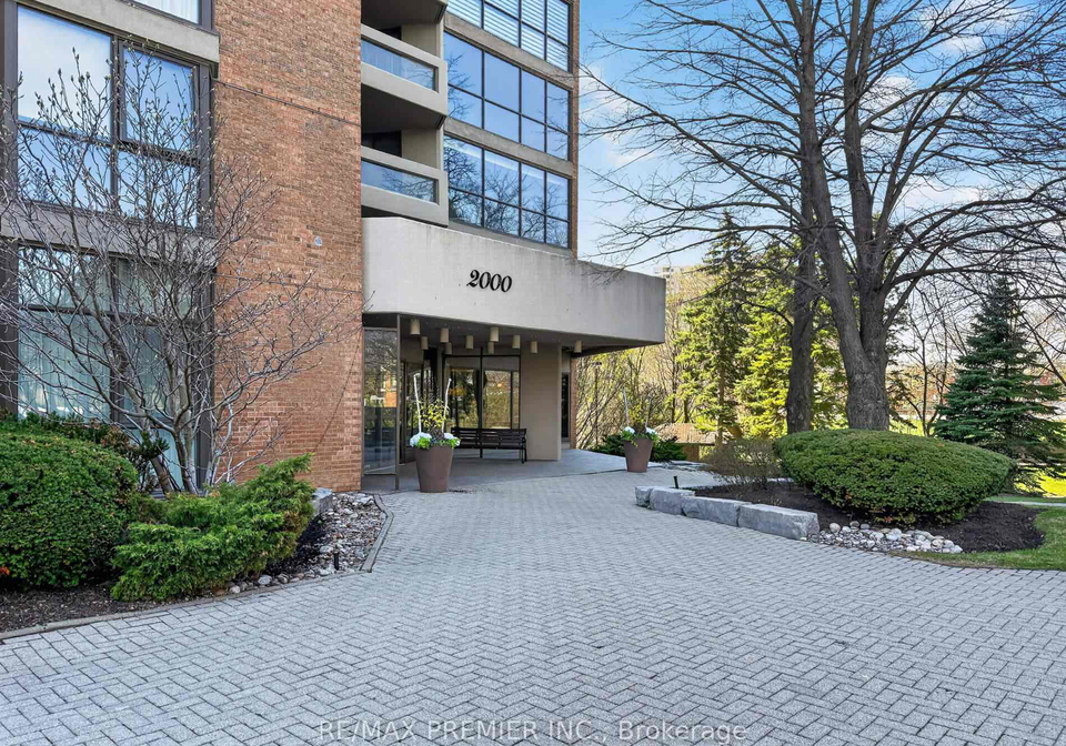 2000-islington-avenue-etobicoke-ontario-w13038050