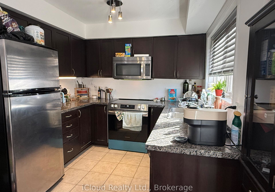 2460-post-road-oakville-ontario-w13038094