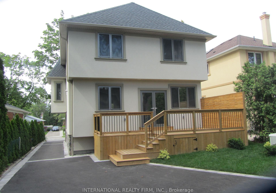33-cloverhill-road-etobicoke-ontario-w13038106
