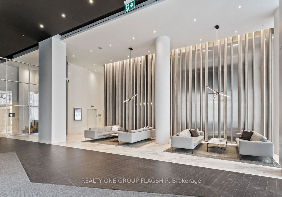 3900-confederation-parkway-mississauga-ontario-w13038156