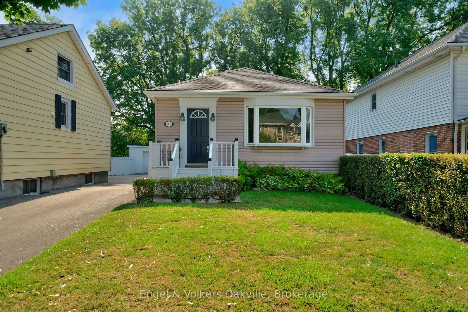 1354-ontario-street-burlington-ontario-w13038222