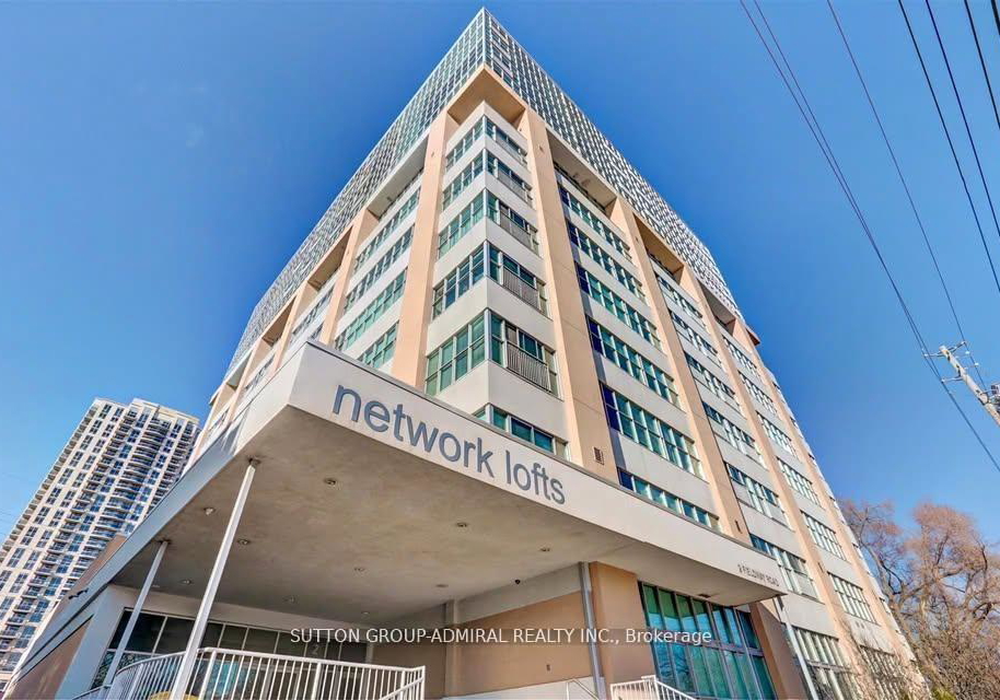 2-fieldway-road-etobicoke-ontario-w13038242