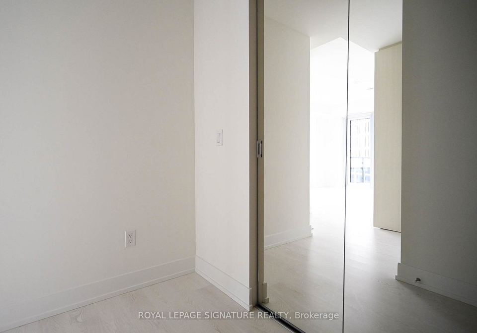 60-central-park-roadway-etobicoke-ontario-w13038344