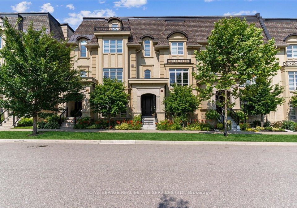 257-hanover-street-oakville-ontario-w13038368