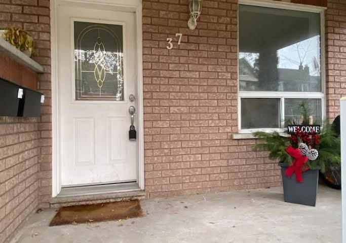 37-gillespie-avenue-toronto-ontario-w13038430