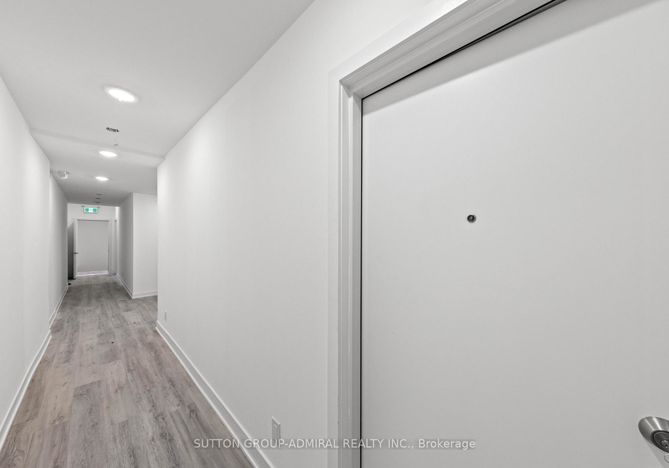 1305-st-clair-avenue-w-toronto-ontario-w13038508