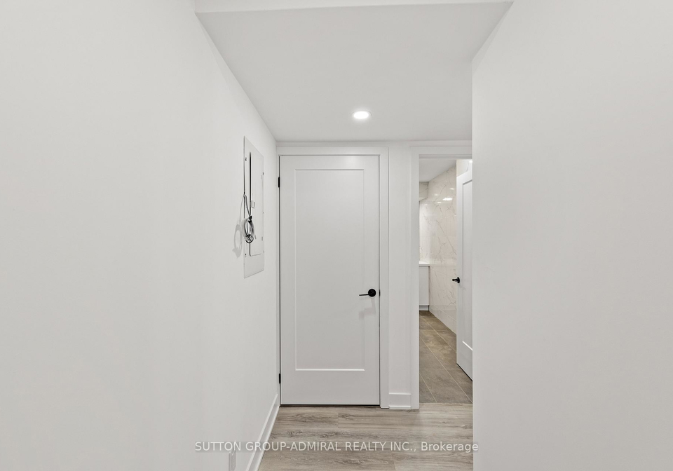 1305-st-clair-avenue-w-toronto-ontario-w13038508