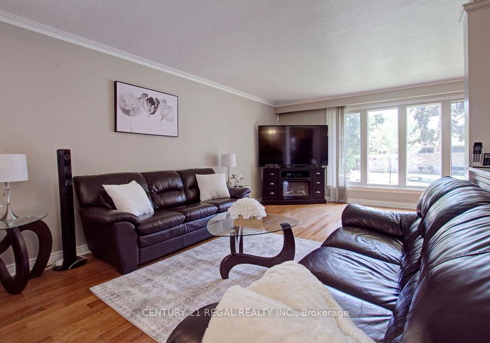14-thorpe-road-etobicoke-ontario-w13038718
