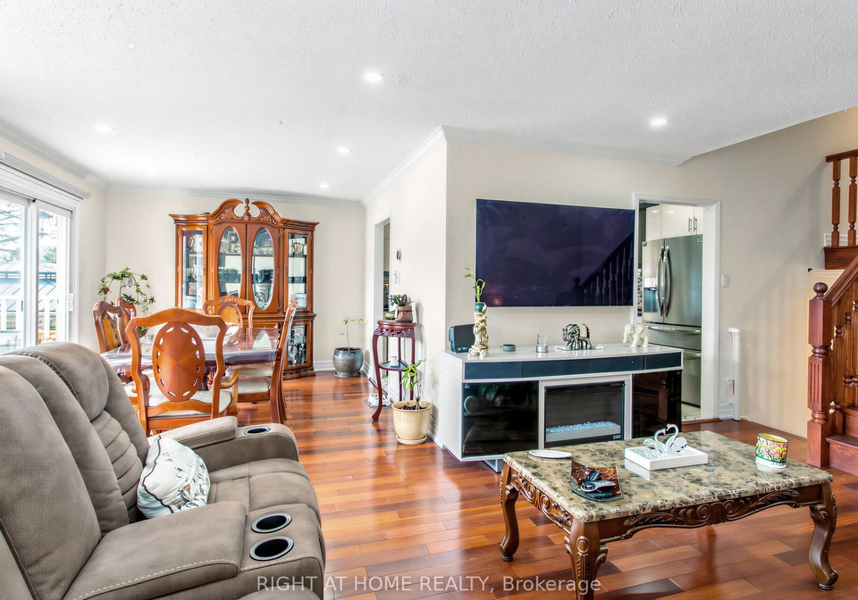 137-beech-street-brampton-ontario-w13038820