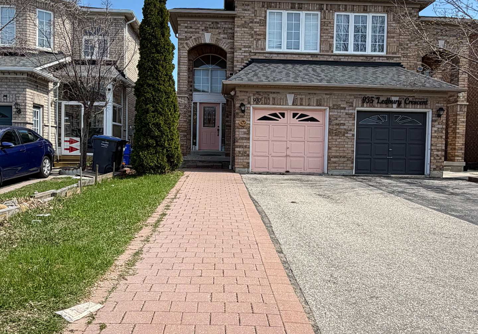 937-ledbury-crescent-mississauga-ontario-w13038858