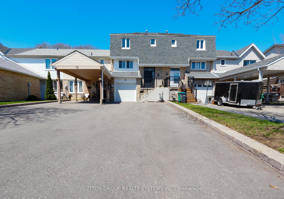 70-courtleigh-square-brampton-ontario-w13038882