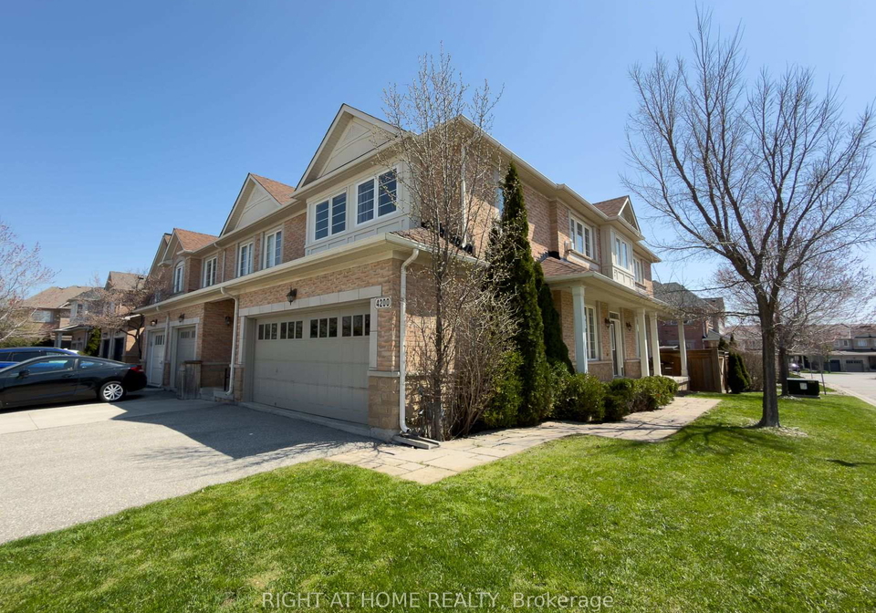 4200-rawlins-common-burlington-ontario-w13039002