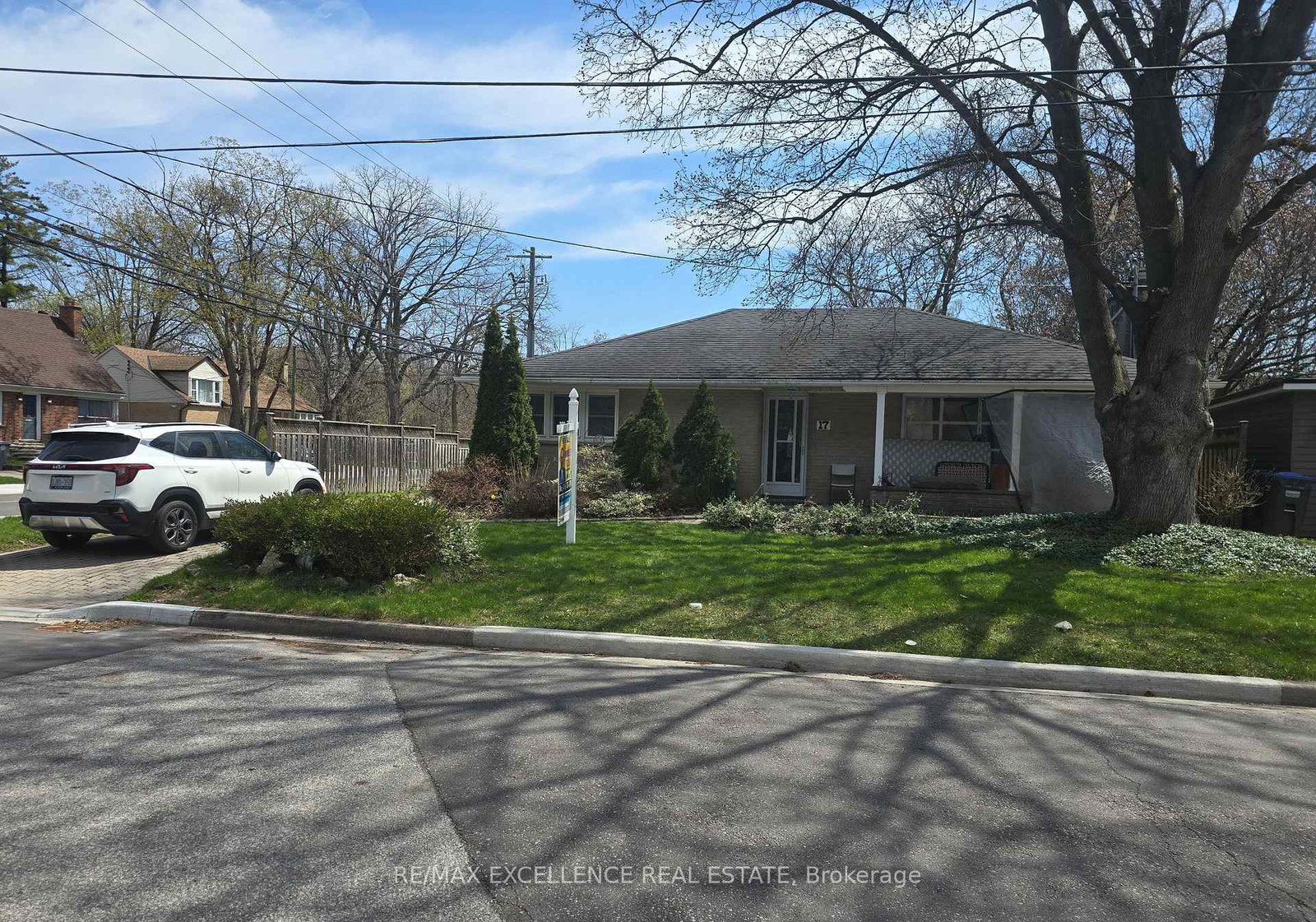 17-armstrong-street-brampton-ontario-w13039044