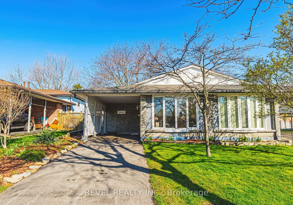 2360-greenbank-trail-burlington-ontario-w13039118