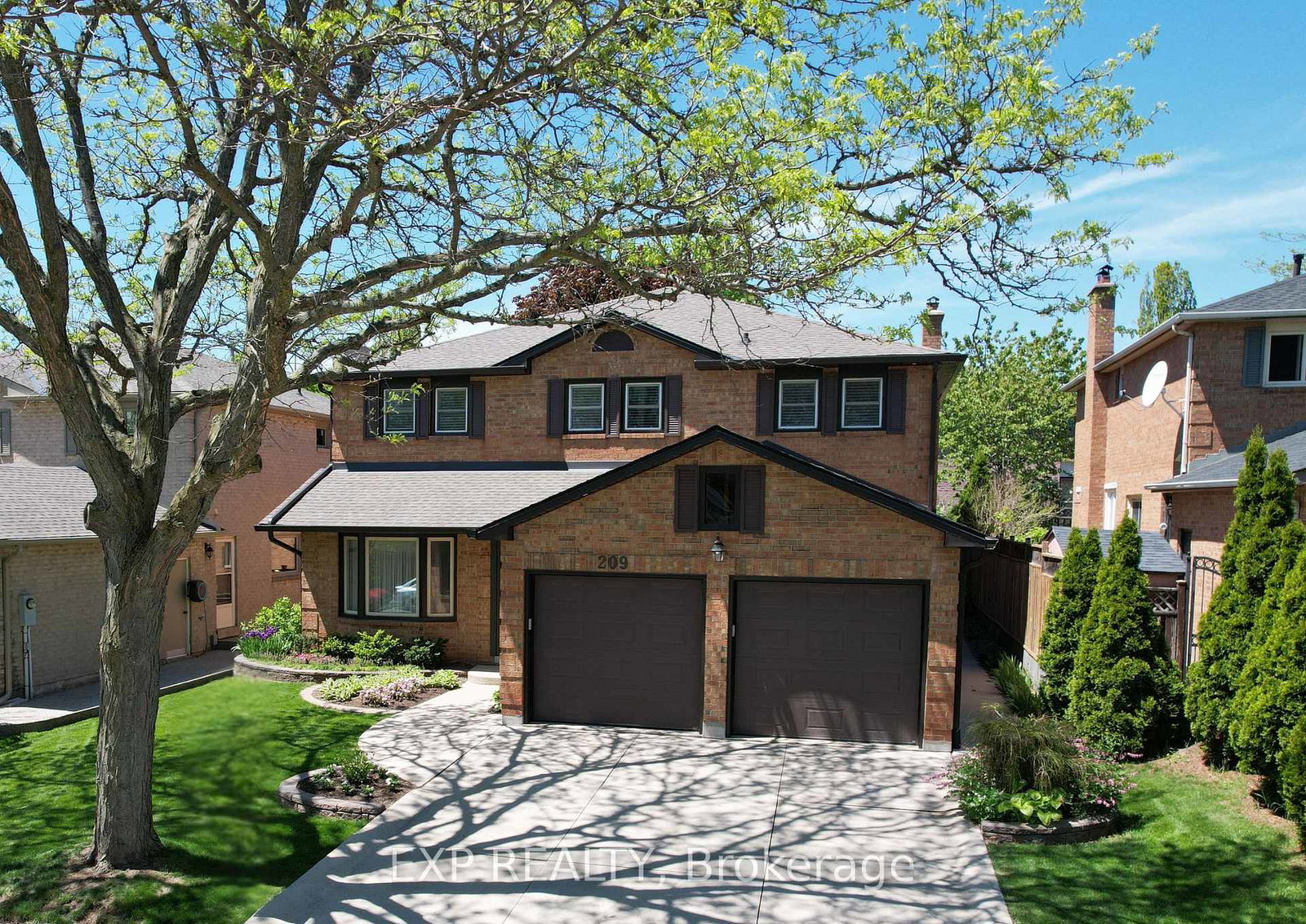 209-nottingham-drive-oakville-ontario-w13039176