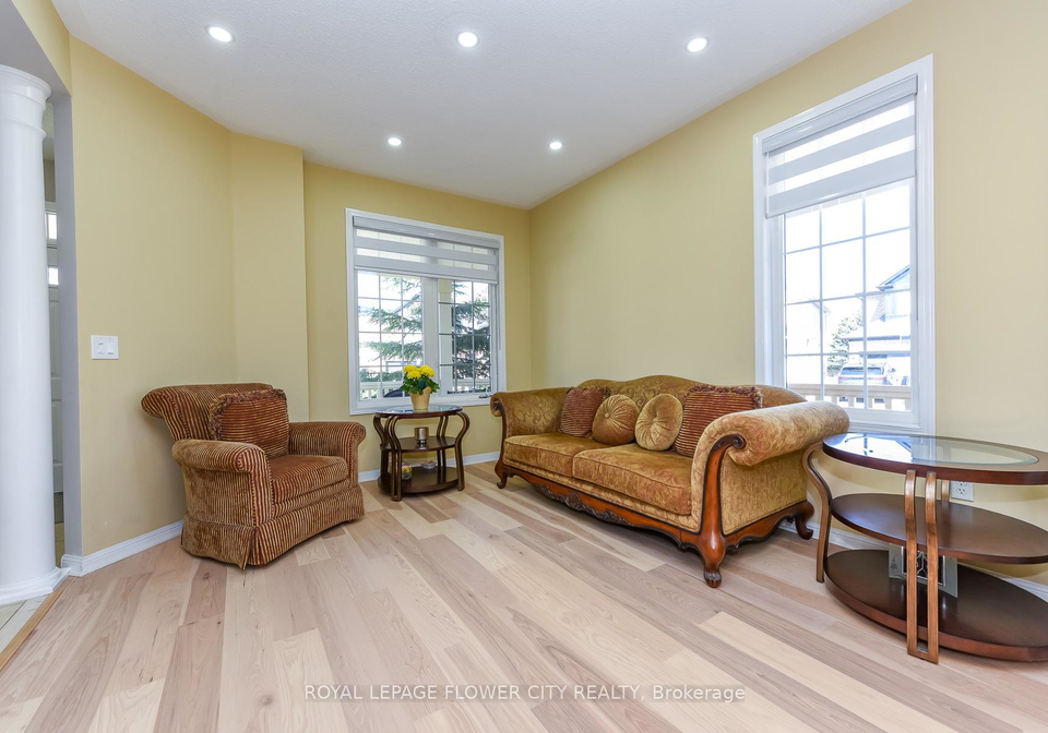19-n-maldives-crescent-n-brampton-ontario-w13039366