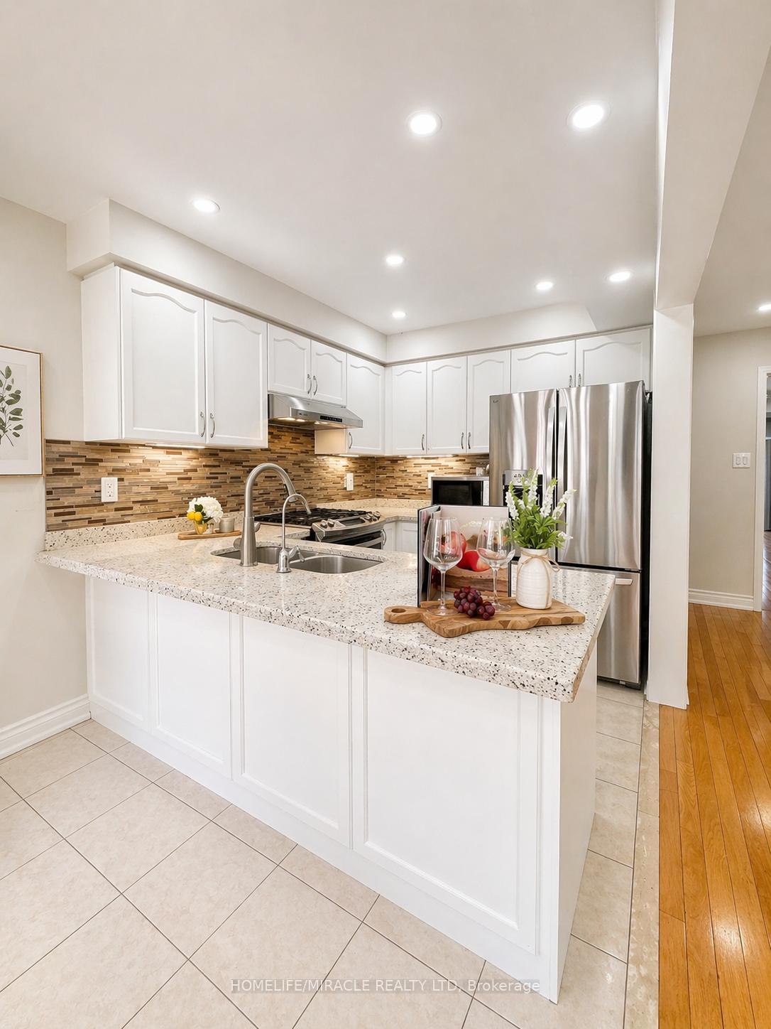 65-bellchase-trail-brampton-ontario-w13039480