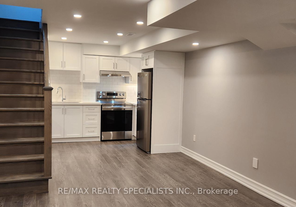 1241-deer-run-mississauga-ontario-w13039496