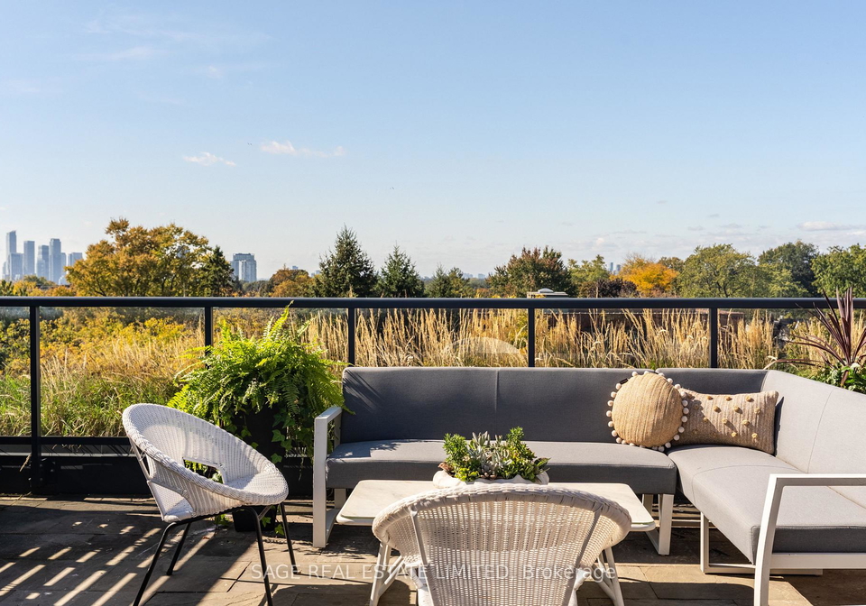 35-wabash-avenue-toronto-ontario-w13039524