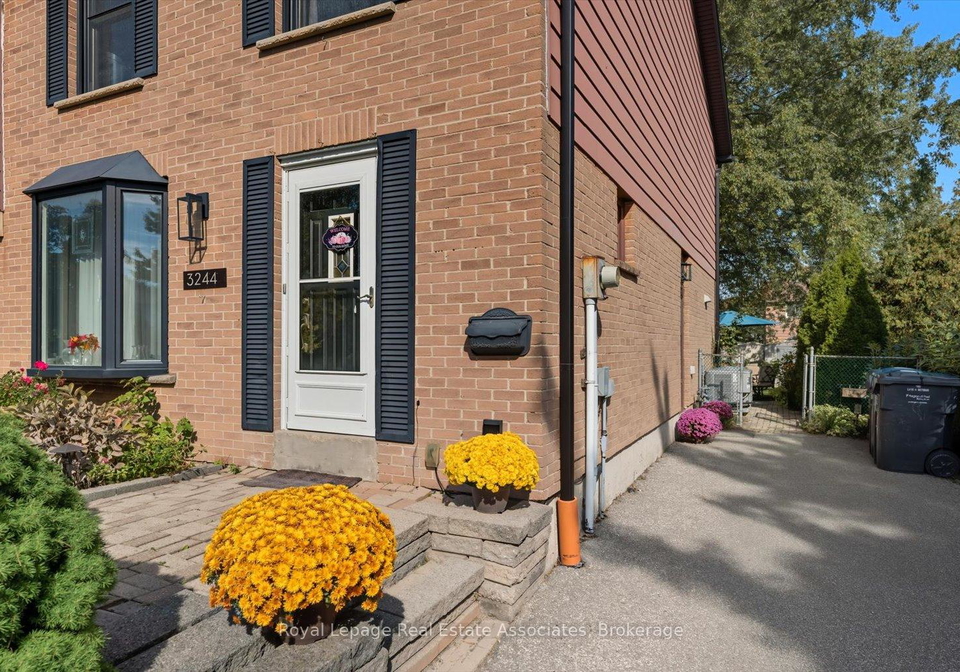 3244-mainsail-crescent-mississauga-ontario-w13039830