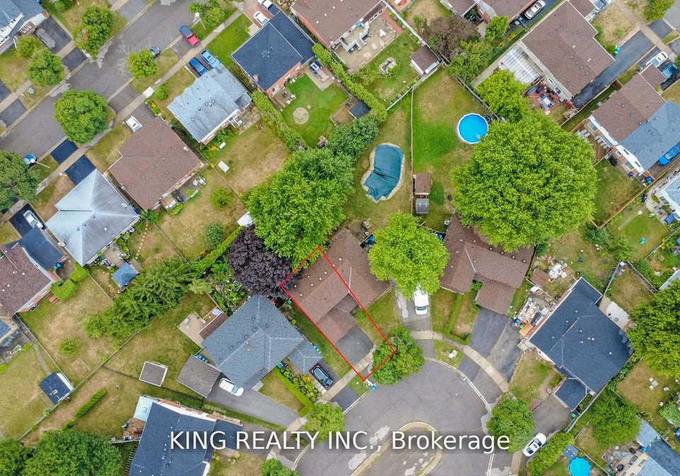 16-wimbledon-court-brampton-ontario-w13039918
