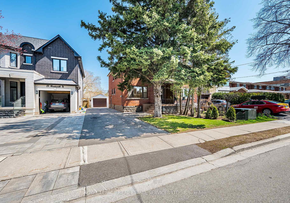 19-nineteenth-street-etobicoke-ontario-w13040034