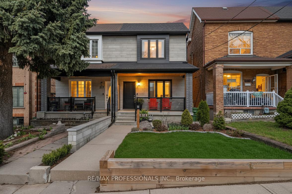 215-gilbert-avenue-toronto-ontario-w13040084