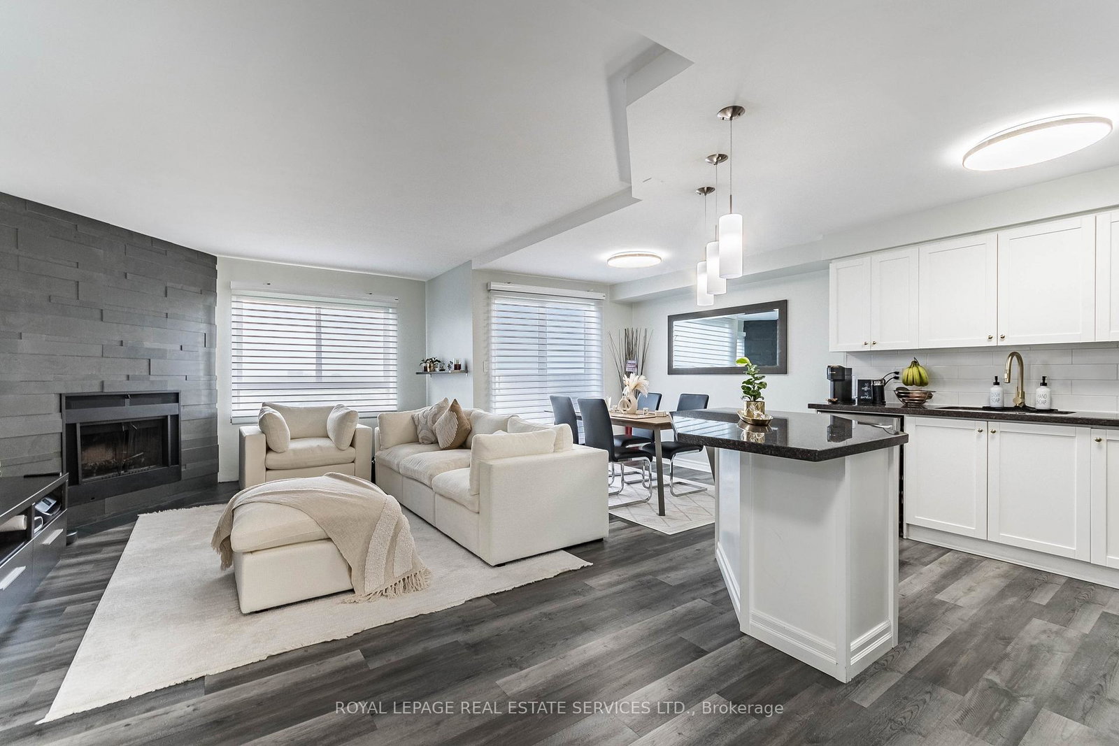 1000-cedarglen-gate-mississauga-ontario-w13040184