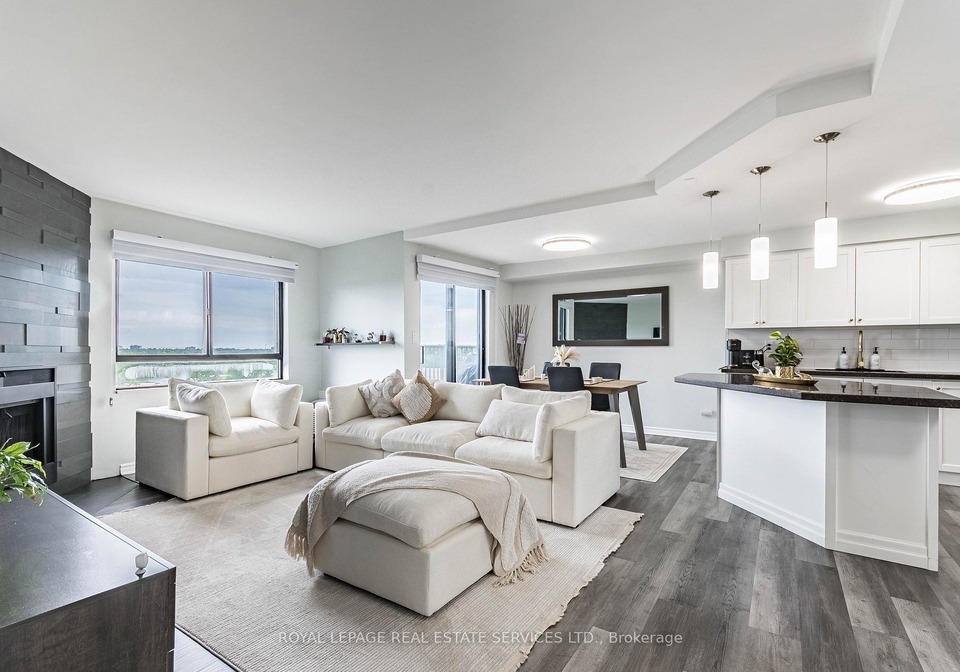 1000-cedarglen-gate-mississauga-ontario-w13040184