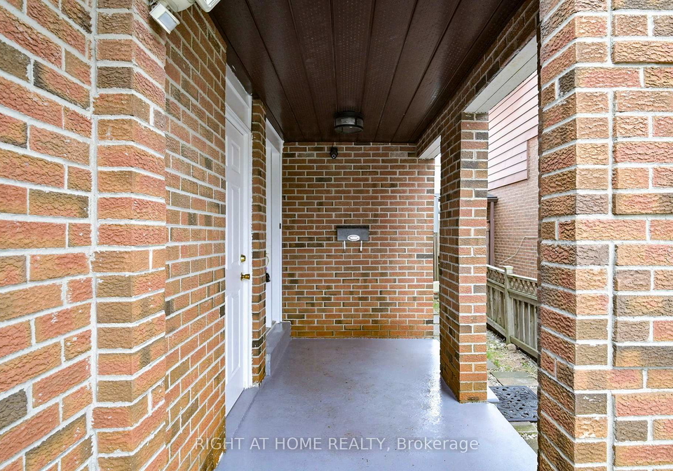 4151-quaker-hill-drive-mississauga-ontario-w13040230