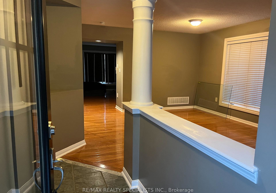 55-thorpe-crescent-brampton-ontario-w13040602