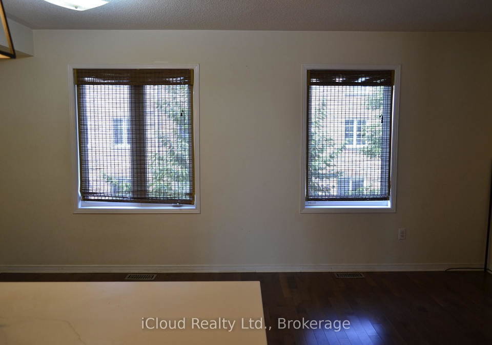 319-aspendale-crescent-mississauga-ontario-w13040798