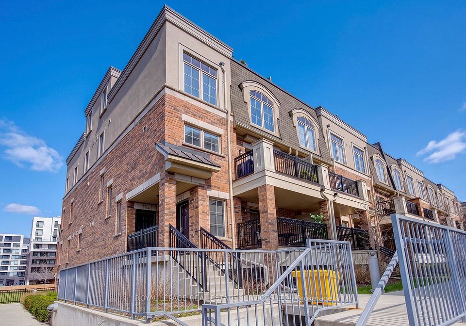 2441-greenwich-drive-oakville-ontario-w13040882
