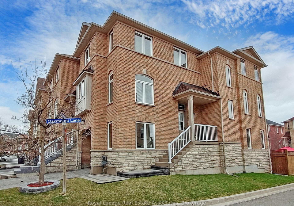 7114-chatham-court-mississauga-ontario-w13040968