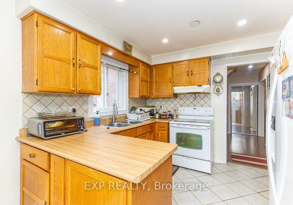 8-faywood-drive-brampton-ontario-w13040982