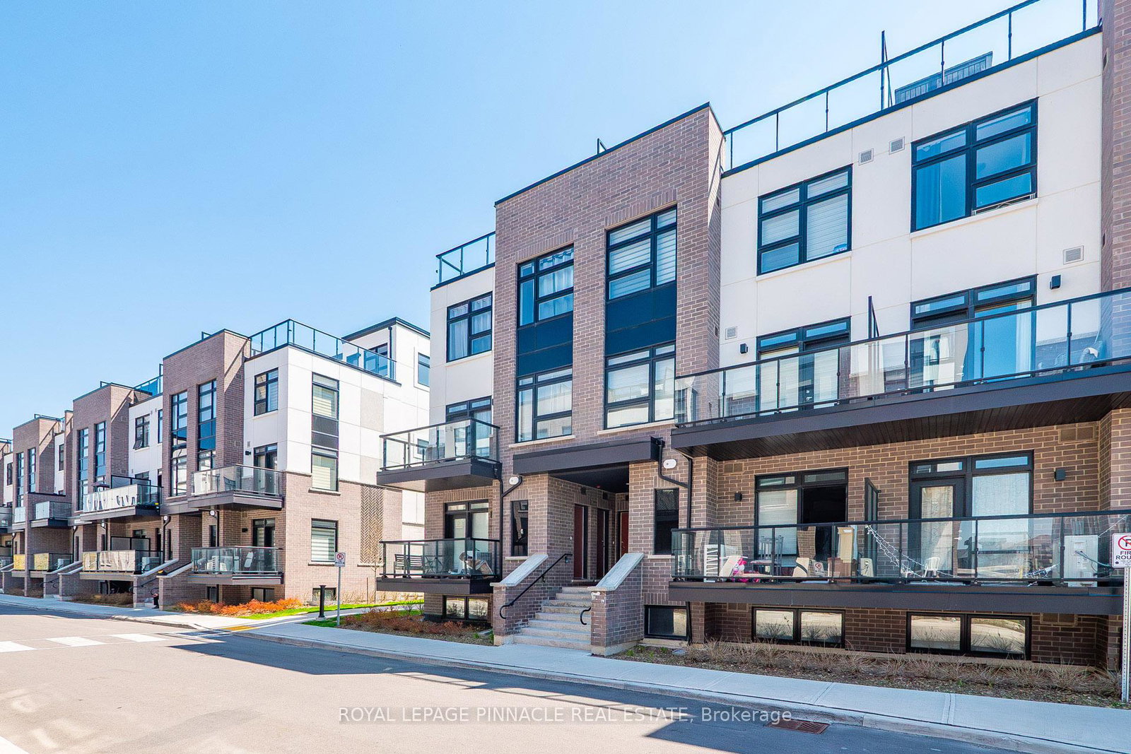 1585-rose-way-milton-ontario-w13041028